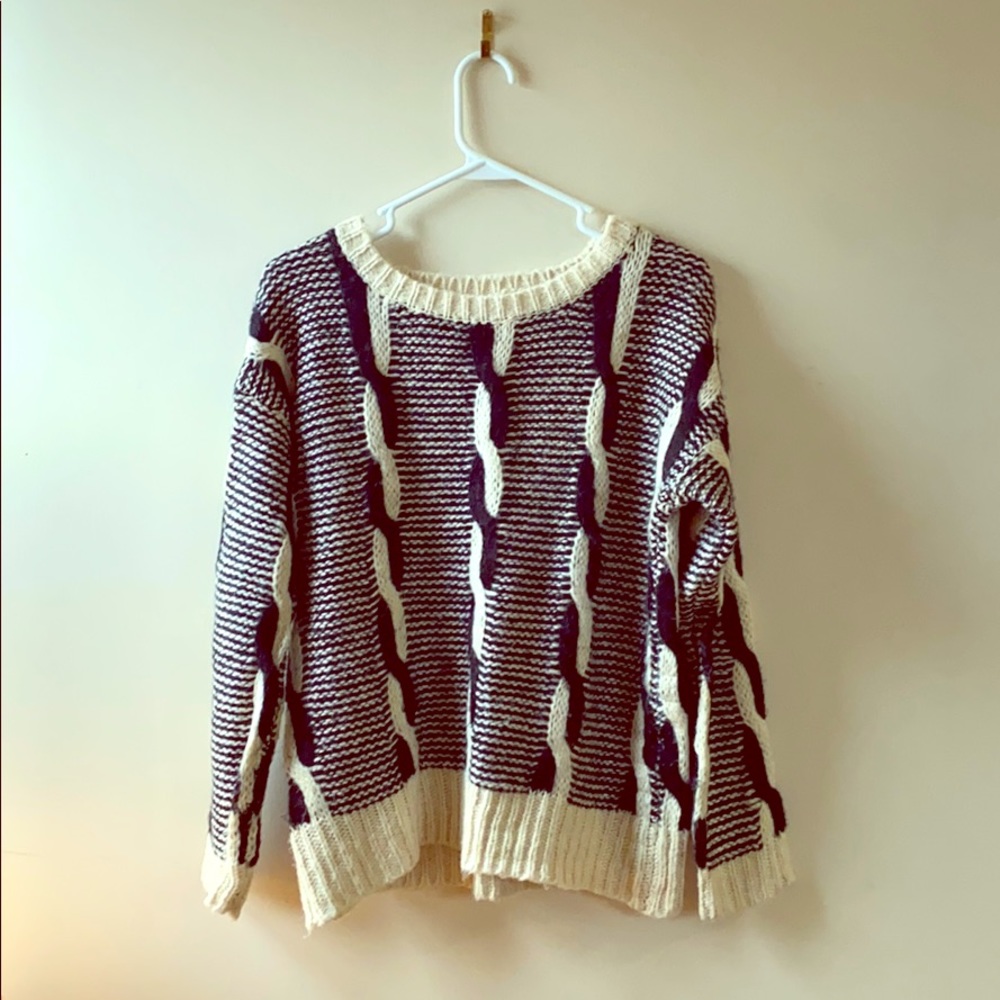 Black and white pattern sweater